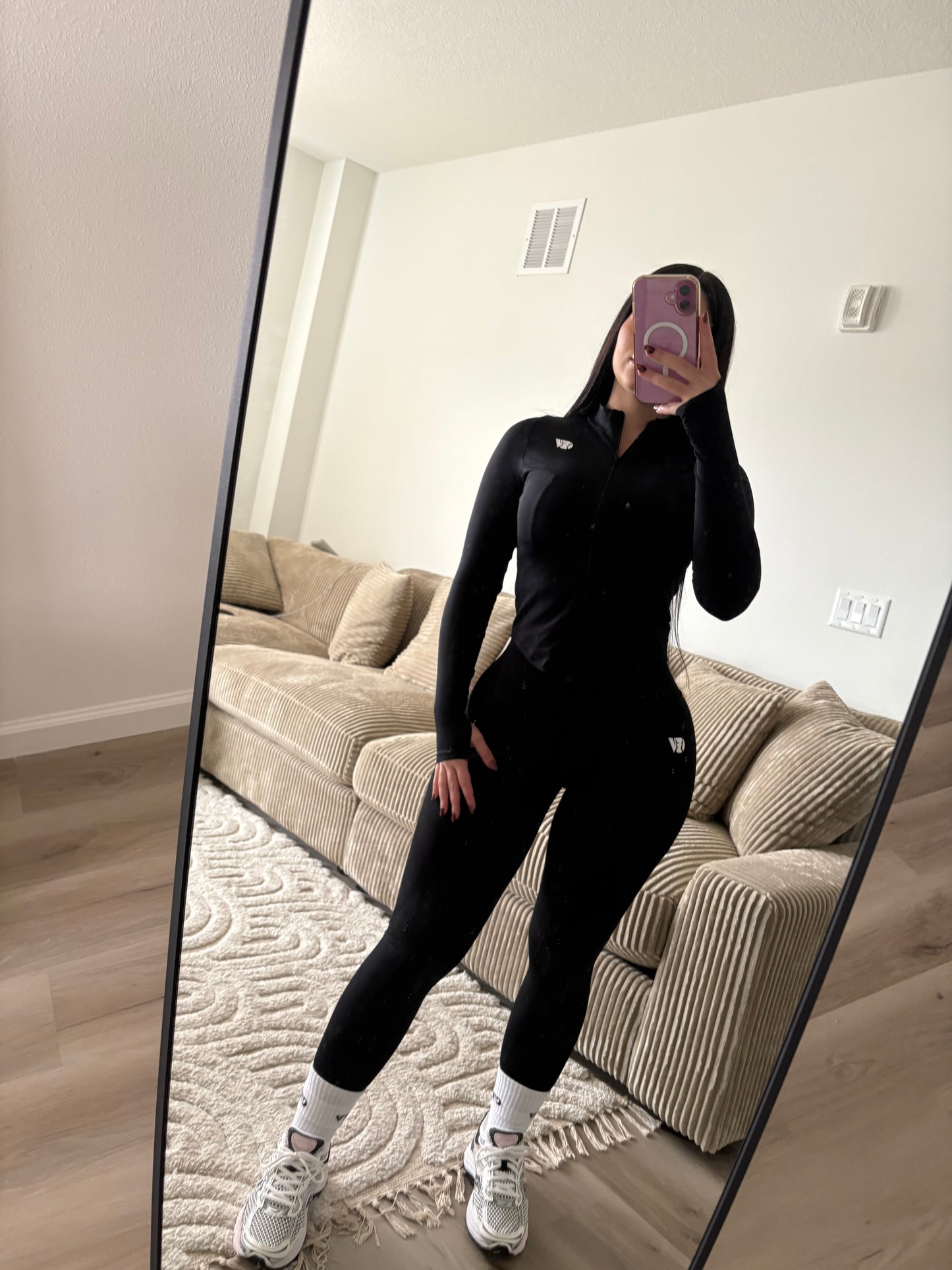 Aurora set